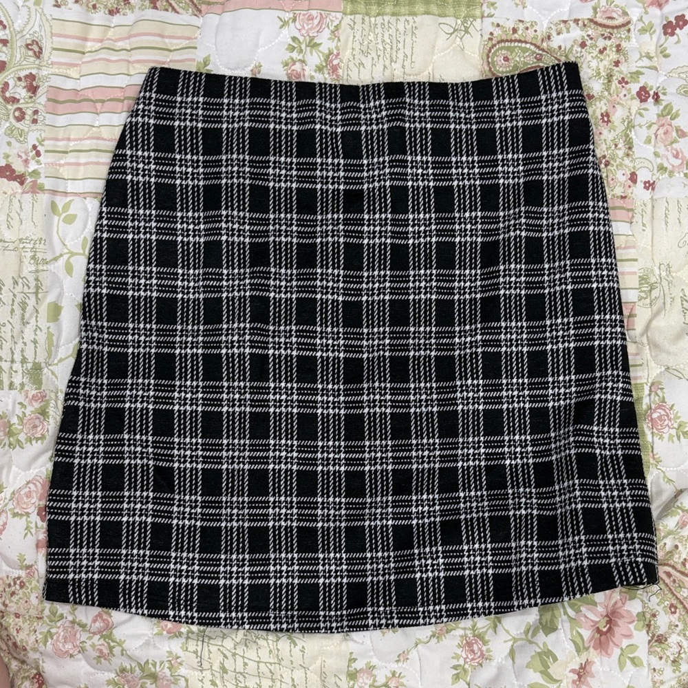 Plaid Black and White Women's Skirt